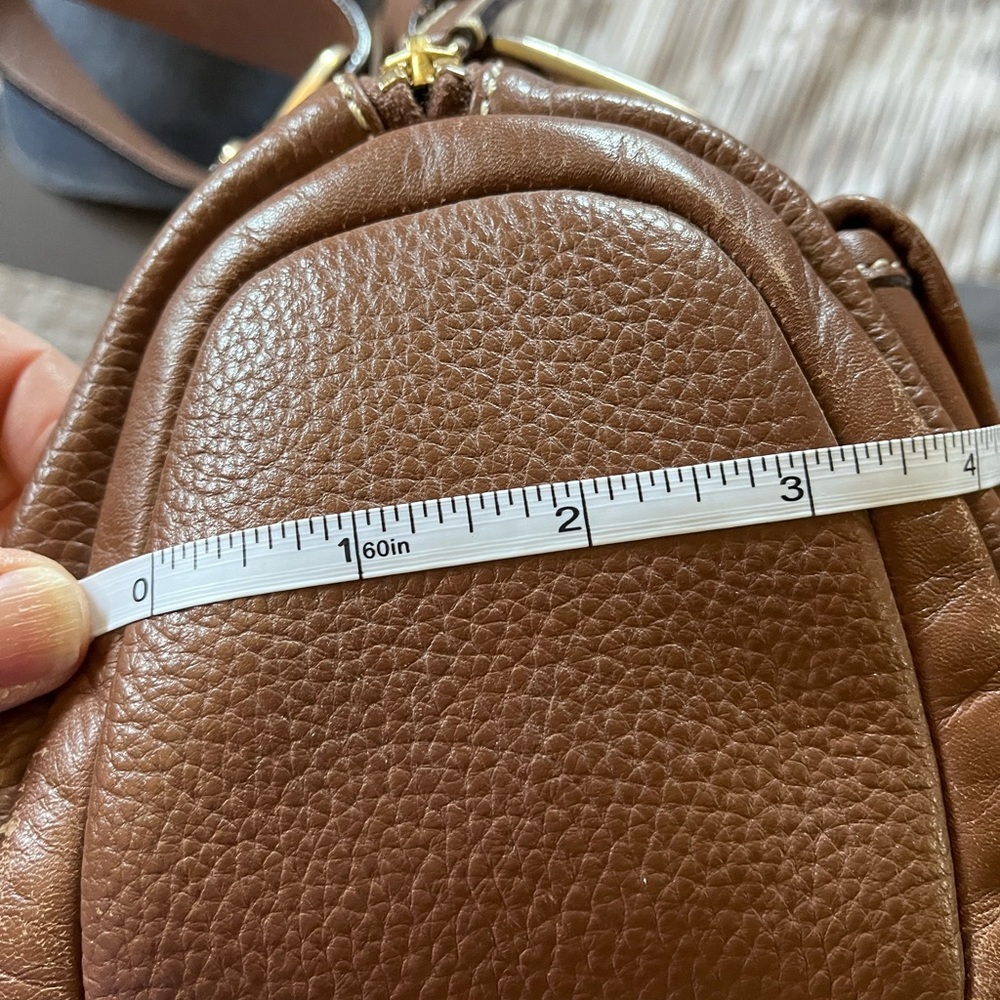 Michael Kors hand Leather Purse - Picture 12 of 14